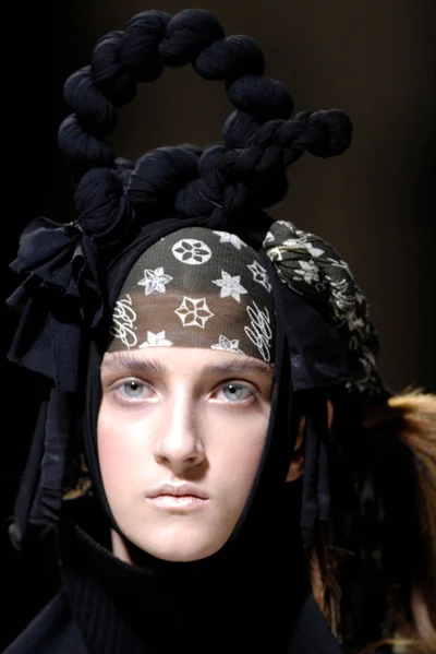 Look 13